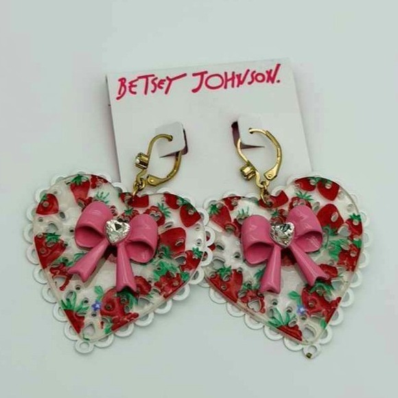 Betsey Johnson Jewelry - Betsey Johnson XOXO Plaid Heart Shaker Drop Earrings - Pearl Post - NWT